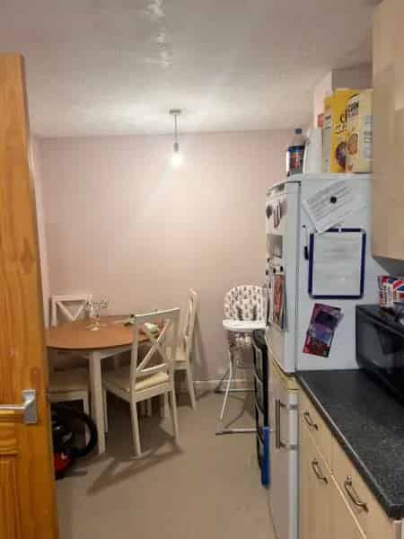2 Bed 2 Bath House with Garden and Storage