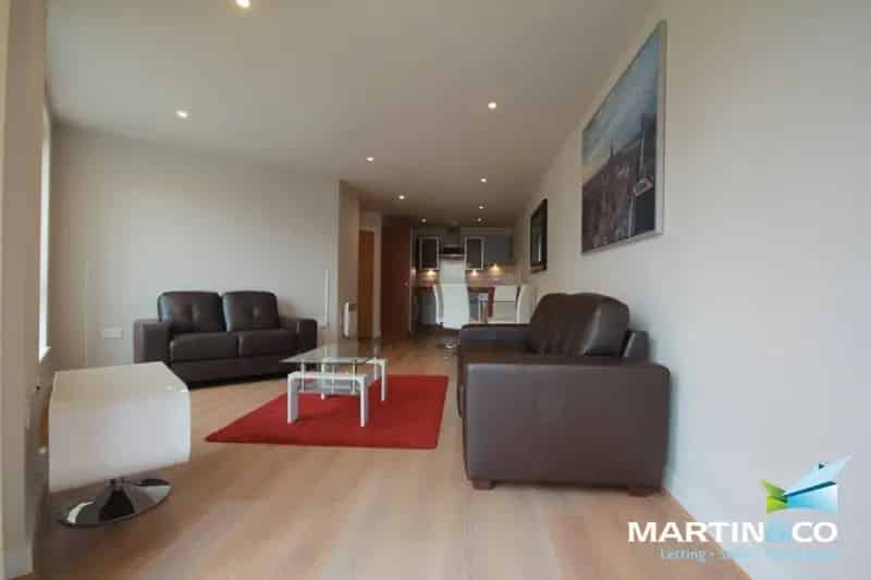 2 Bedroom Flat To Rent Available July 15 2025