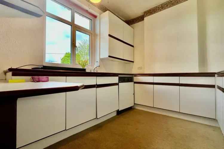 3-Bedroom Apartment in Roundhay - Zero Deposit Available