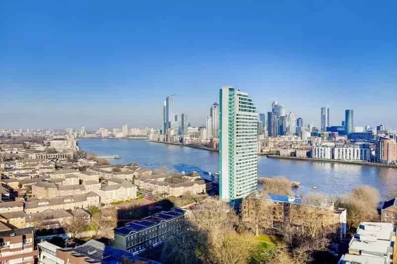 2 Bedroom Flat House to Rent