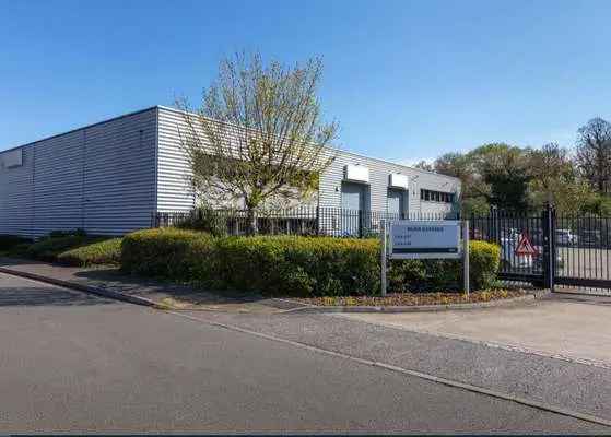 Unit 678, River Gardens, North Feltham Trading Estate, Feltham, TW14 0RD | Property to rent | Savills