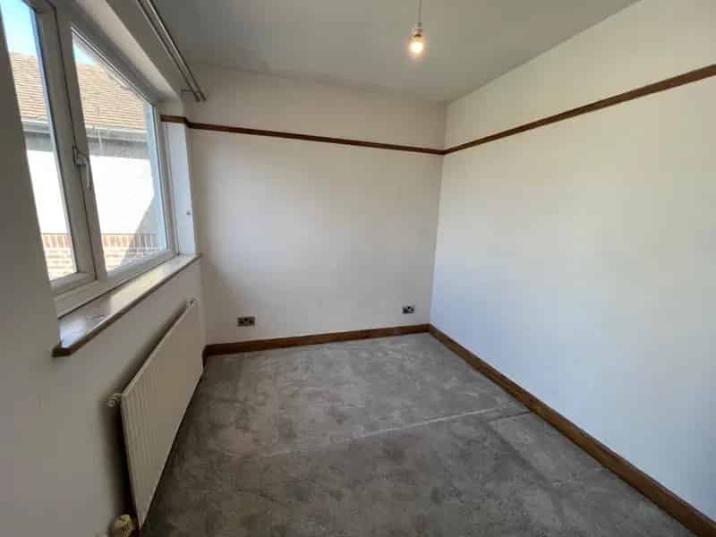 2 Bedroom Flat To Let Near Harrow On The Hill Station