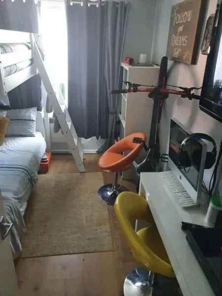 Flat For Rent in London, England