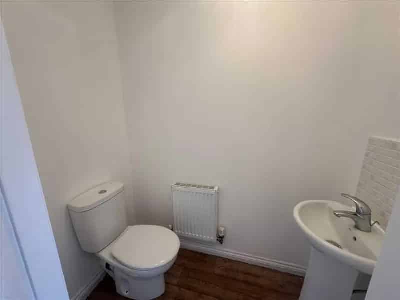 Modern Three-Story Family Home Lostock