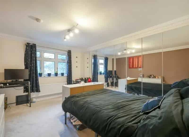 Two Double Bedroom Flat Hendon Central Northern Line Parking Balcony