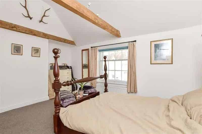 2 Bed Duplex Apartment for Sale in Lewes