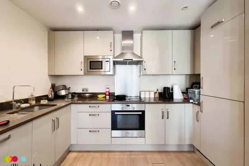 2 Double Bedroom Apartment Chelmsford City Centre Near Station