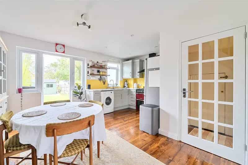 3 Bedroom Family Home For Sale