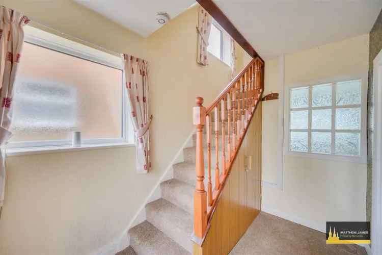 3 Bedroom Semi Detached House To Rent