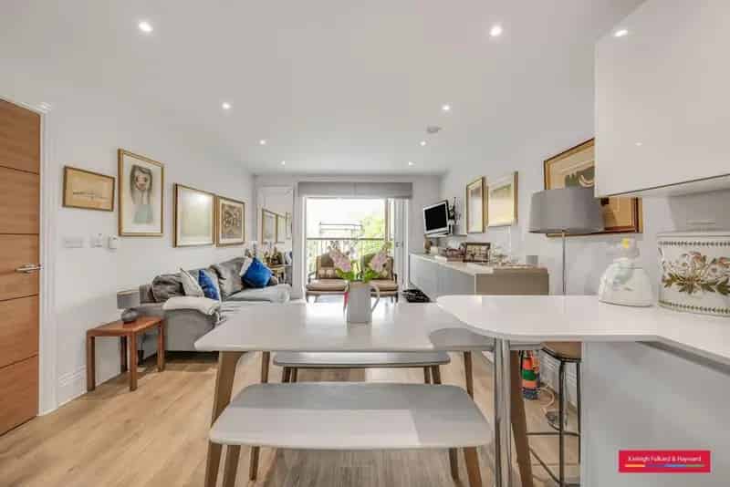 Flat For Rent , London, England