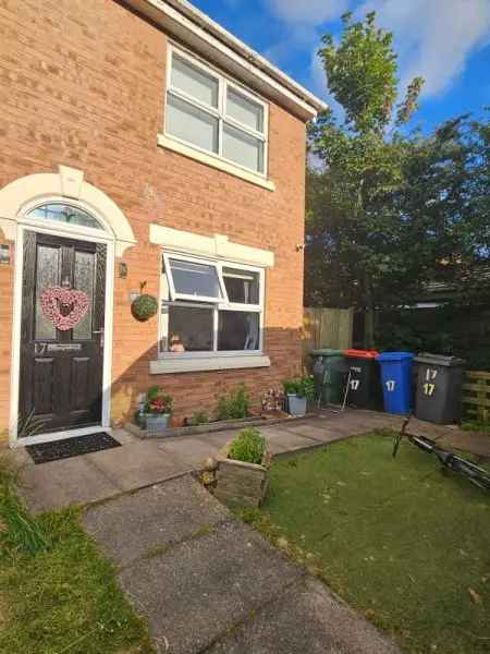 Modern 2-Bed End Terrace House Large Garden Quiet Area