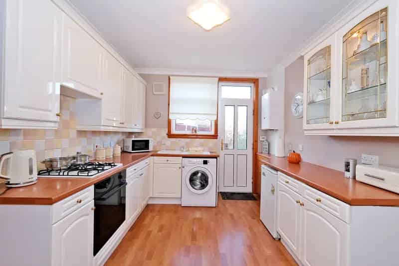 2 Bedroom House for Sale in Woodside Aberdeen Near University