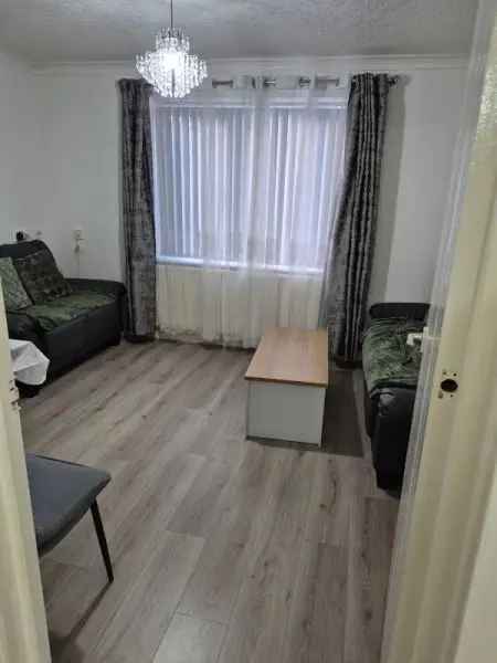 House For Rent in Manchester, England