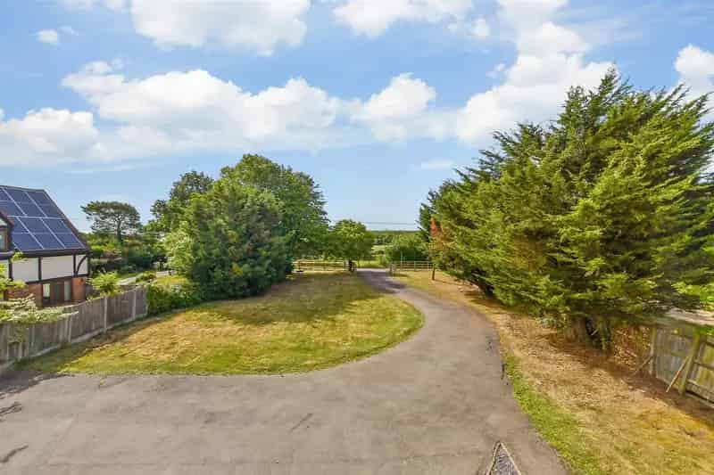4 Bedroom Detached House for Sale Near Herne