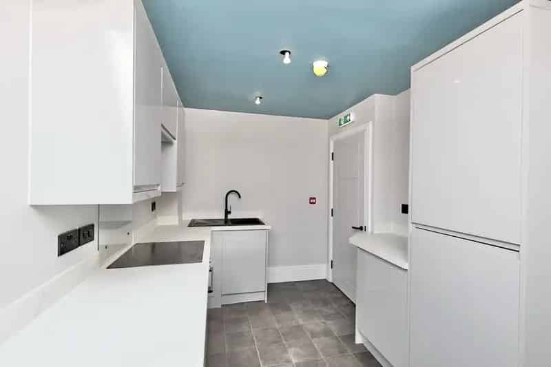 1 bedroom in a house share to rent