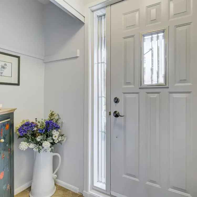 3-Bedroom Townhouse in Village Saint Louis Lachine