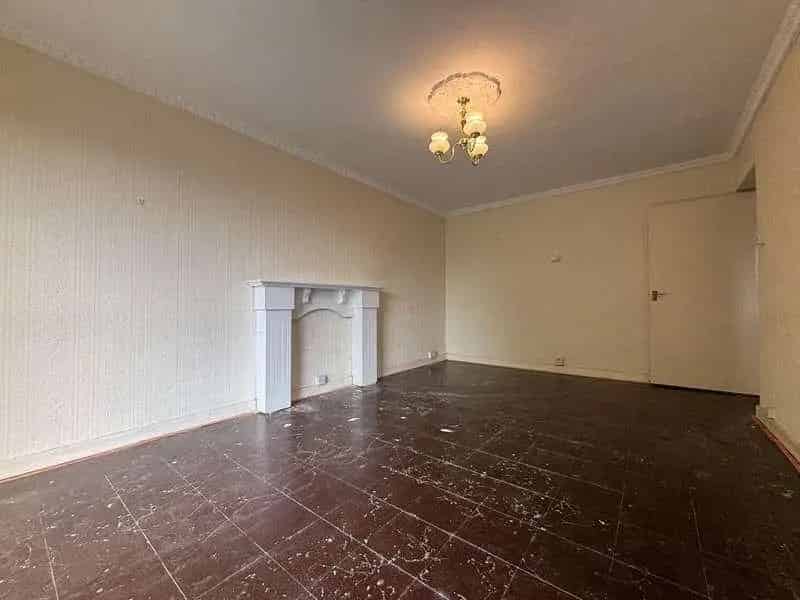 2 Bed Flat for Sale in Barry West End Channel Views