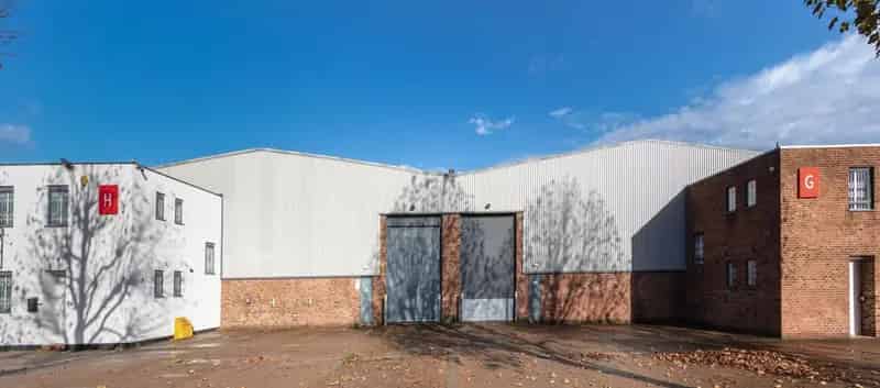 Greenford Central Warehouse Units 12028-12517 sq ft