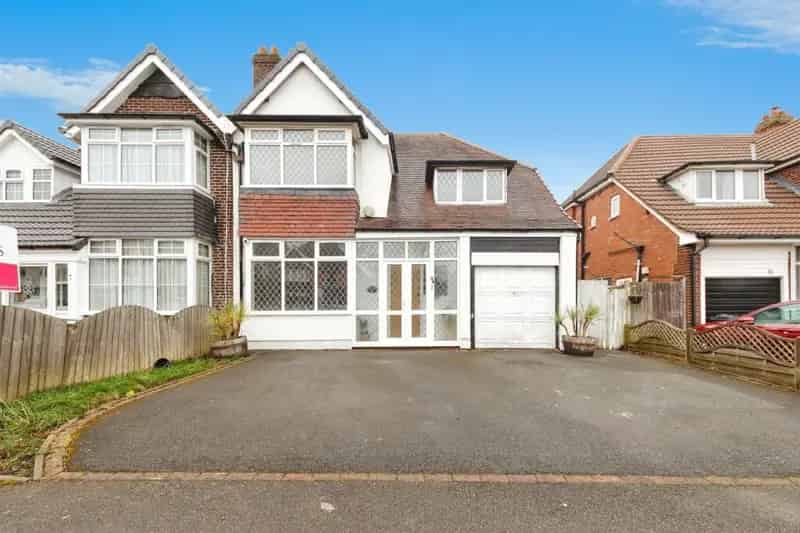 4 Bedroom Semi Detached House for Sale Hall Green