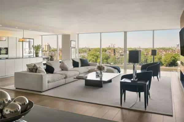 Riverside 3-Bedroom Apartment with Panoramic Views