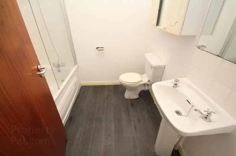 One Bedroom Apartment Armagh City Centre Part Furnished Available Immediately