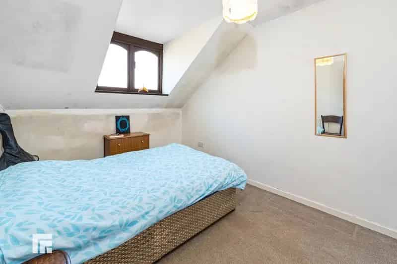 2 Bedroom Apartment for Sale in Cardiff