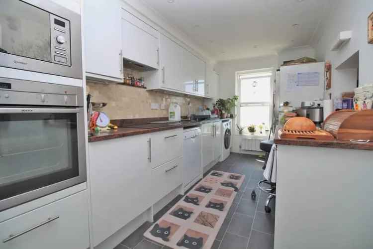 3 Bedroom Seafront Apartment for Sale in Brighton