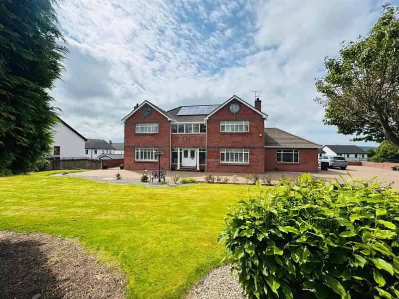 6 Bed Detached House Large Plot Double Garage Basement Strabane Derry