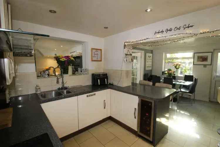 5 Bedroom Semi Detached House For Sale Near Rivington