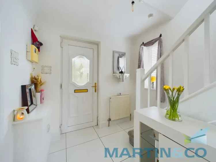 Semi-detached house For Sale in Runcorn, England