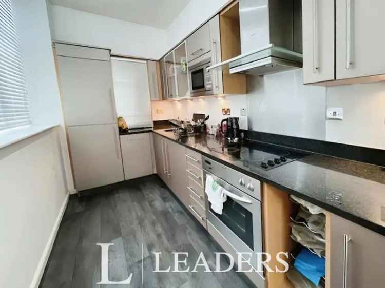1 Bedroom Apartment Student Friendly Available June