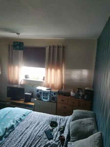 2 Bed House or Flat Wanted Hemel Hempstead Great Yarmouth Relocation