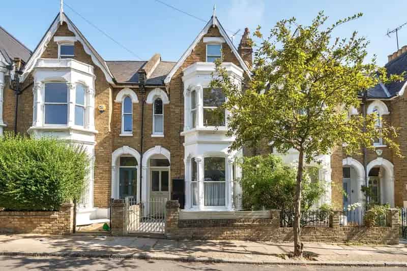 Flat For Sale , London, England