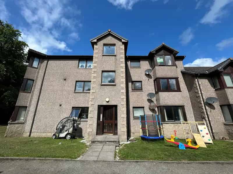 2-Bedroom Flat for Lease in Huntly