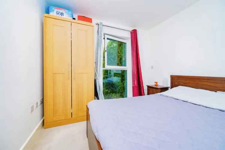 Ground Floor Apartment near St Albans City Station - Ideal for Commuters