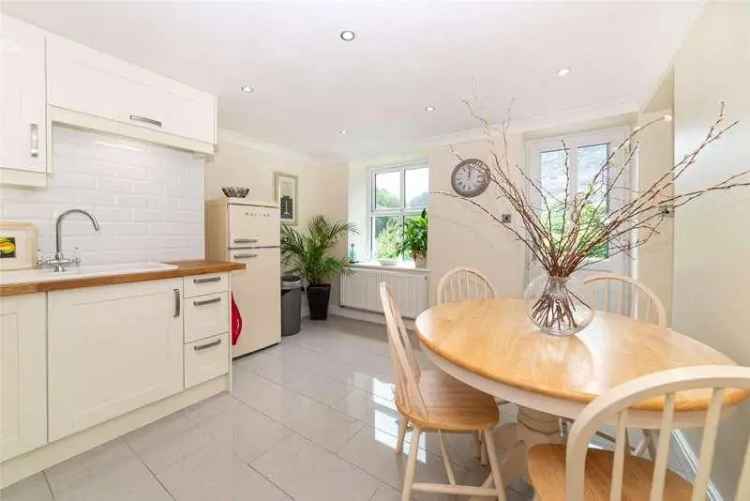 7 Bed House for Sale in Stunning Country Setting