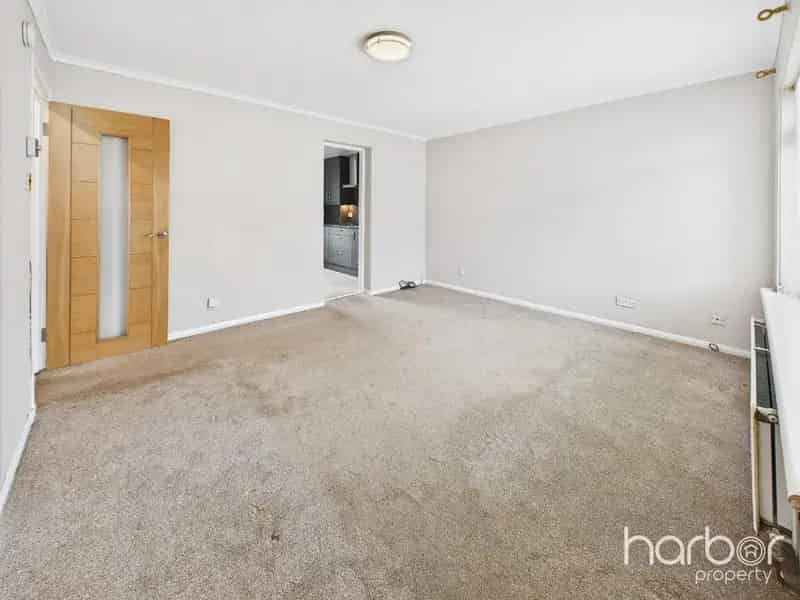 2 Bedroom Apartment for Sale in Sandyhills