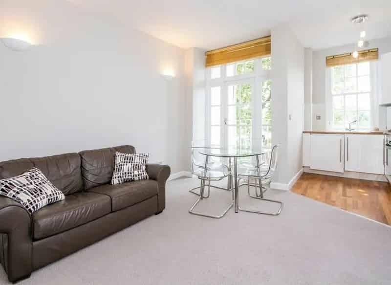 Flat For Sale , Elm Tree Road, London, England