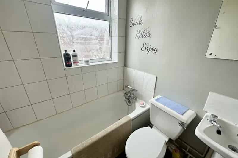 Flat For Rent , Tendring, England