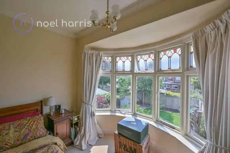 3 Bed Semi-Detached House for Sale