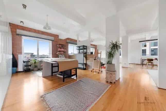 4 Bedroom Warehouse Conversion Albert Dock Kings Cross