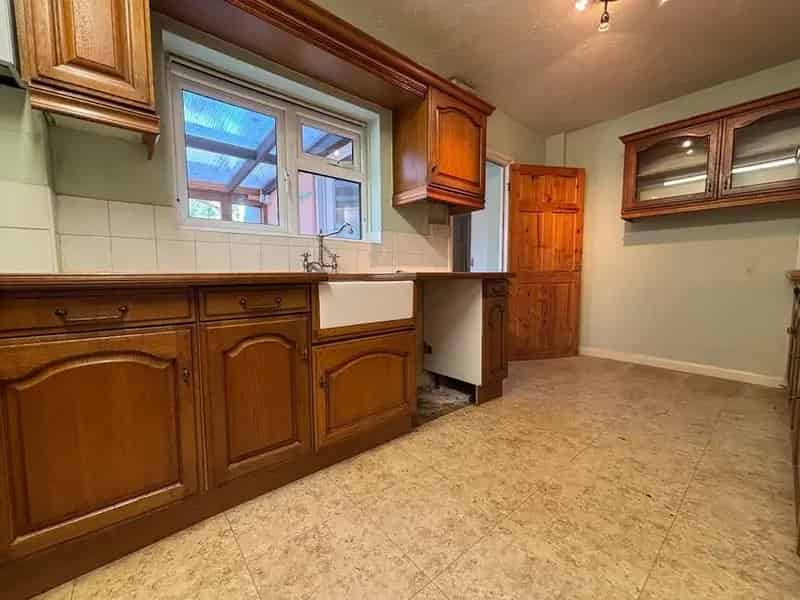 3 bedroom End Terrace House for sale, Offenham, Worcestershire, WR11