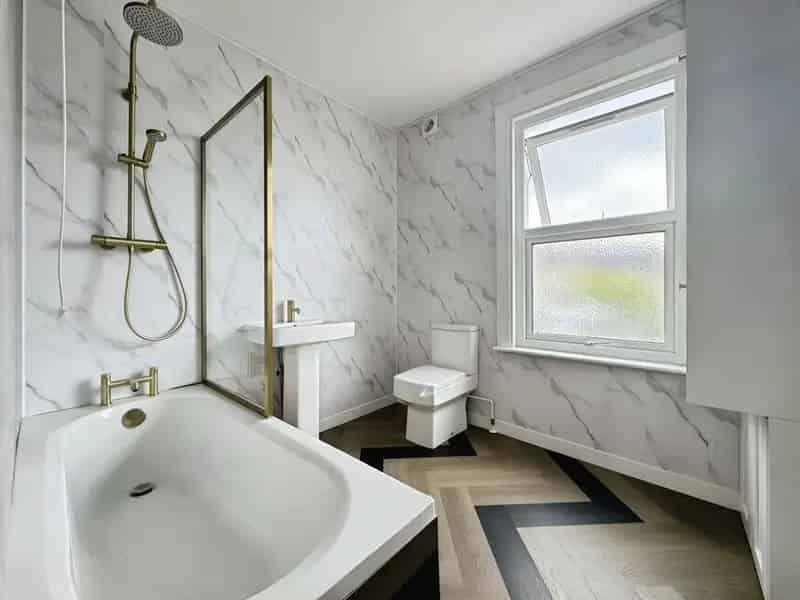 2 Bedroom House to Rent London SE6 - Newly Refurbished