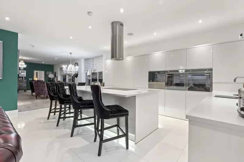 5 Bedroom Detached House Swansea Road Merthyr Tydfil