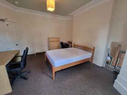 4 Bedroom HMO House in Aberdeen