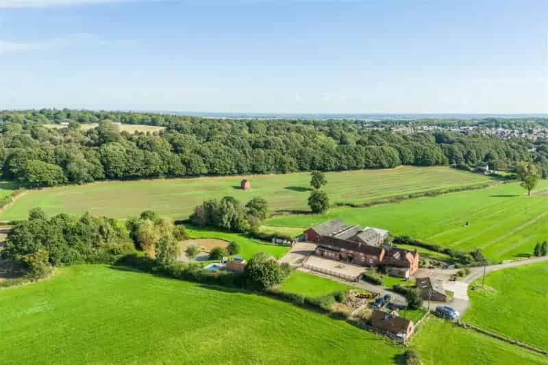 4-Bedroom Country Home with Pool and Stable Block