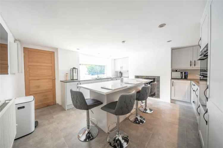 2 Bedroom Terraced House for Sale - Ideal First Time Buy