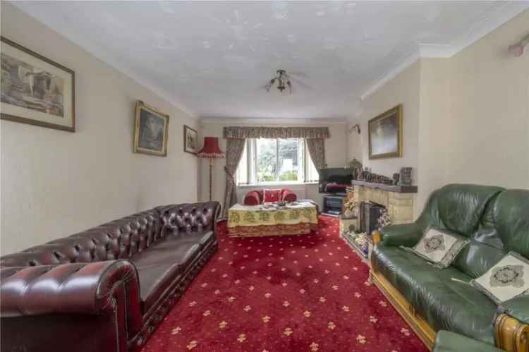 5 Bedroom Detached House for Sale in Queens Park