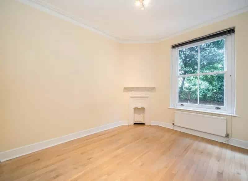 Flat For Sale , Lauderdale Road, London, England