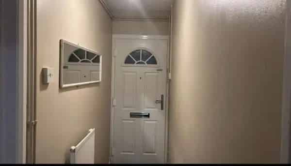 Large Front Room House Lovely Kitchen 40ft Garden 2 Parking Spaces